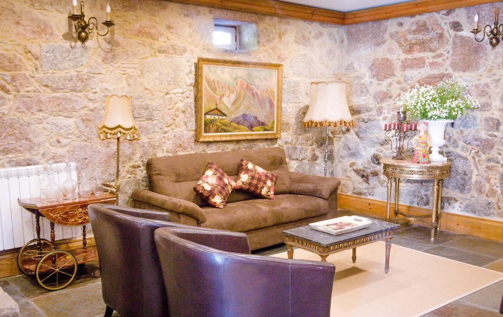 Casa De Chouselas